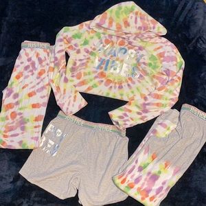 Girls Justice Lounge wear 4 pieces Worn once